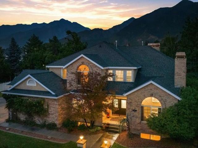 House for sale in Sandy, Utah