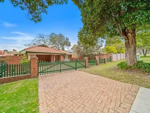 House for rent in Attadale, Western Australia