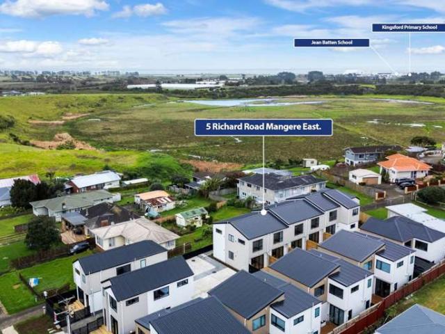 House for sale in Owhata, Oroua County