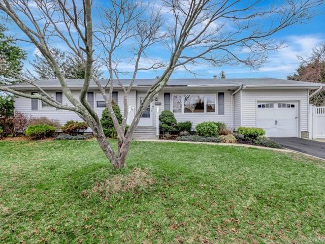 House for sale in Centereach, New York