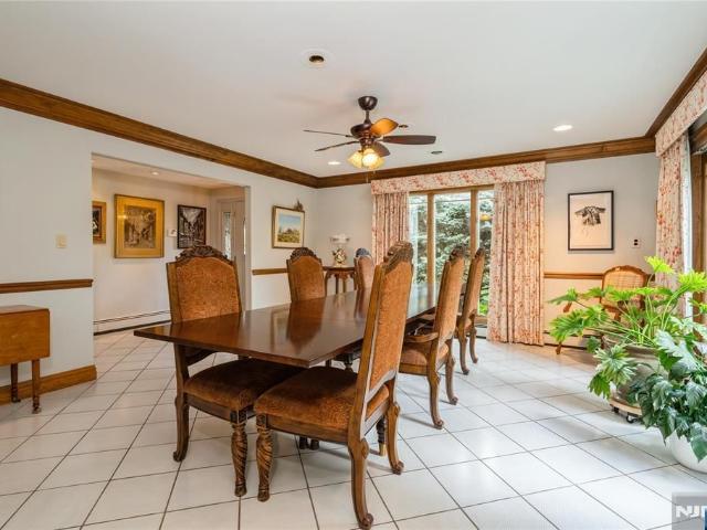 House for sale in Hillsdale