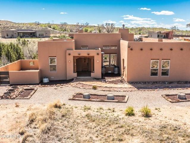 House for sale in Aztec, New Mexico