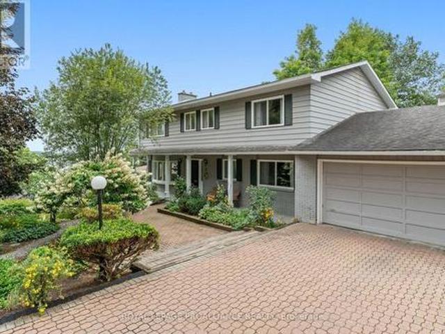 House for sale in Brockville, Ontario