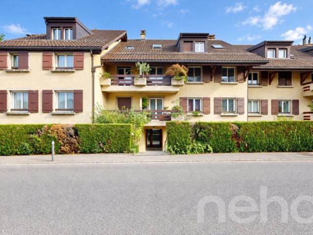 Wohnung kaufen in Petit Eysins, Eysins