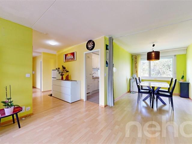 Wohnung kaufen in Fällanden, Zürich