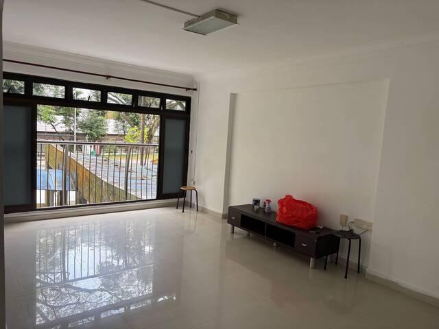 Condominium for rent in Alexandra Road