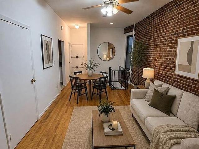 Apartment for rent in Arverne, New York