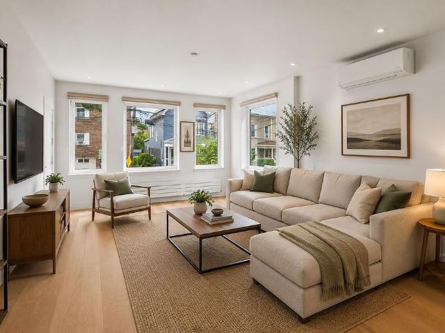 Detached House for rent in Eastchester, New York