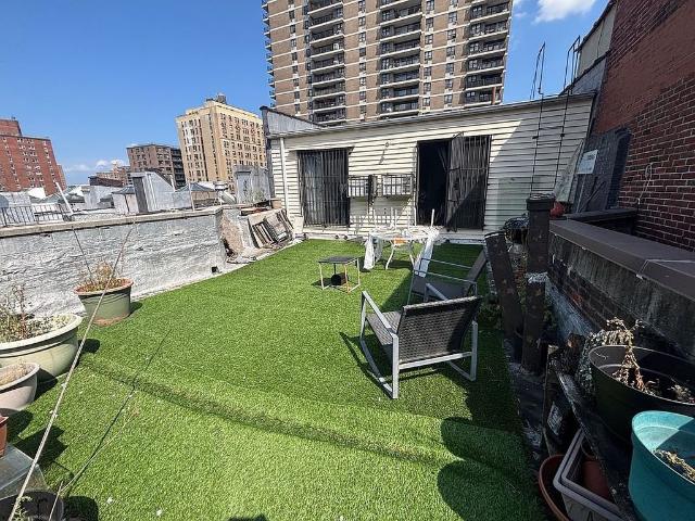 Apartment for rent in Arverne, New York