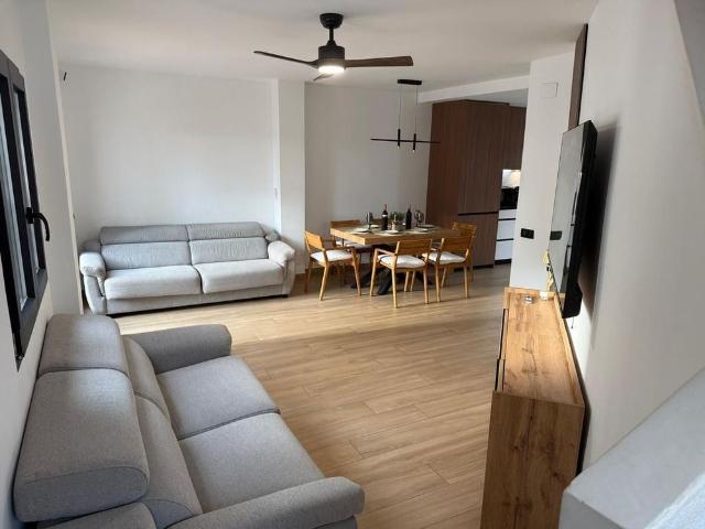 Casa en alquiler en Platja de Mutxavista, l'Alacantí