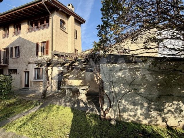 Einfamilienhaus kaufen in Cureglia, Tessin