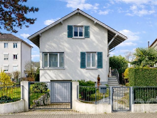 Einfamilienhaus kaufen in Pratteln, Basel-Landschaft