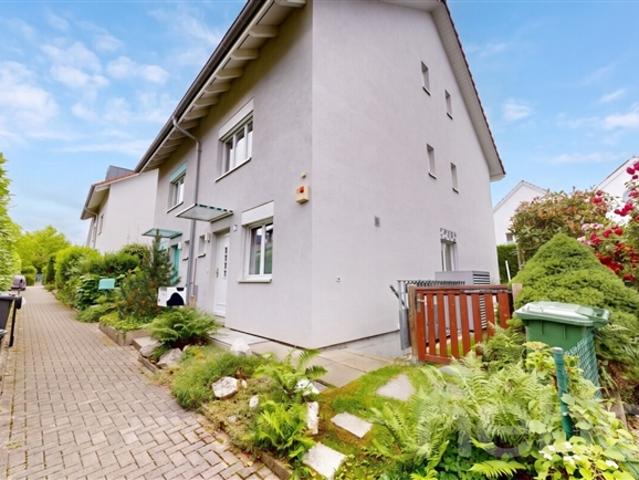 Einfamilienhaus kaufen in Oberwil (BL), Basel-Landschaft