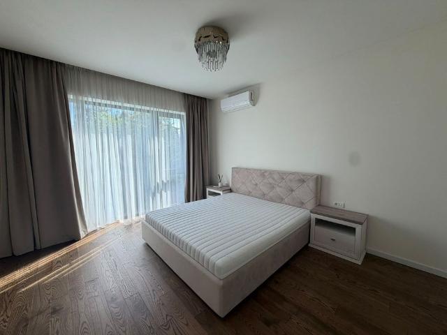 Casă închirieri în Colțea, București