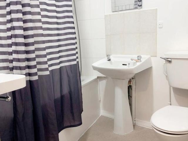 Apartment for rent in Globe Town, Greater London
