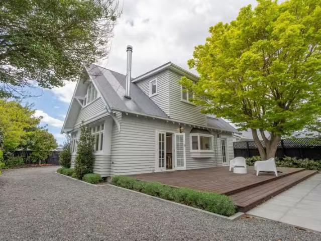 House for sale in Saint Albans, Canterbury