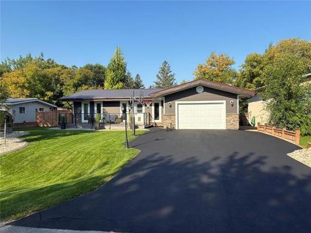 House for sale in Niverville, Manitoba