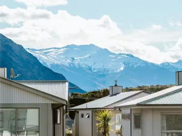 House for sale in Otakou