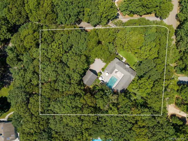 House for sale in Springs, Town of East Hampton