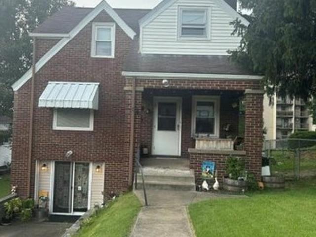 House for sale in Wheeling, West Virginia