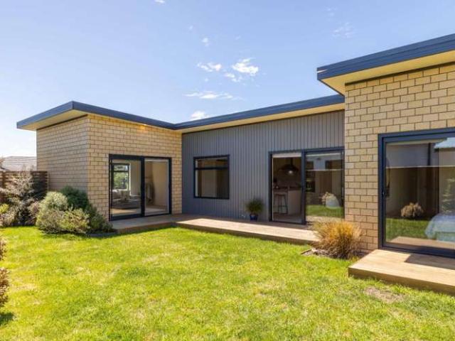 House for rent in Canterbury