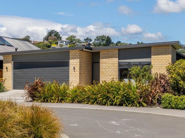 House for rent in Chaslands, Canterbury