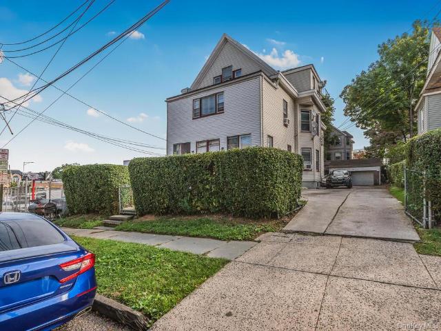 House for sale in Mount Vernon, New York