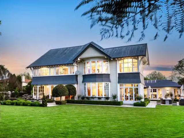 House for sale in Fendalton, Canterbury