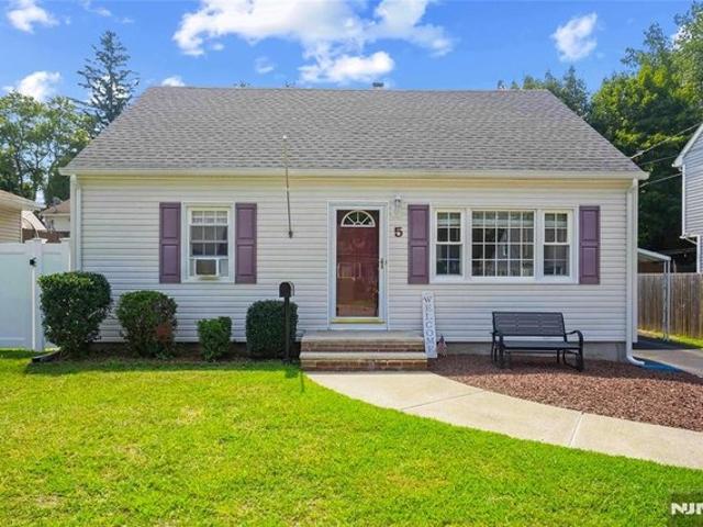 House for sale in Passaic, New Jersey