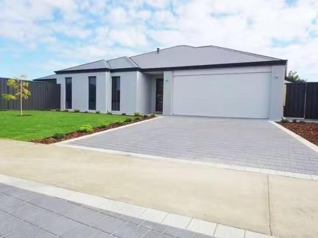 House for rent in Yalyalup, Western Australia