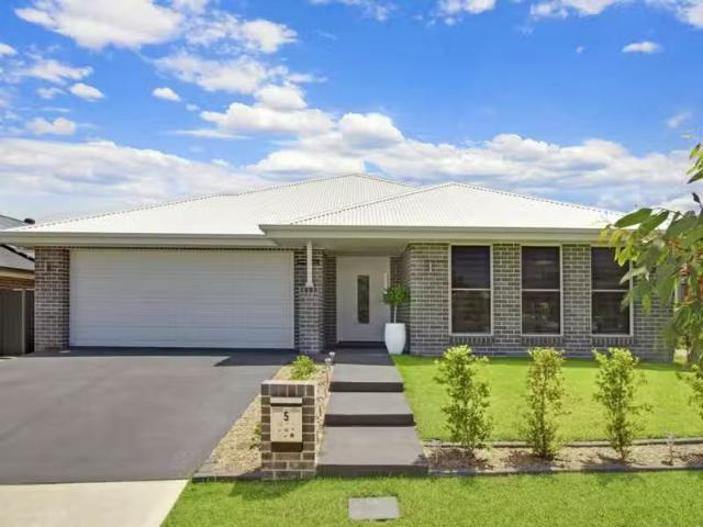 House for rent in Jordan Springs, Sydney