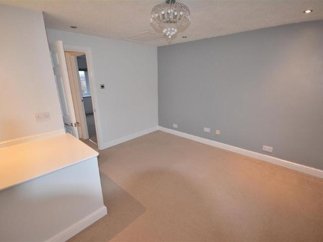 Townhouse for rent in Balance Hill, Beamhurst