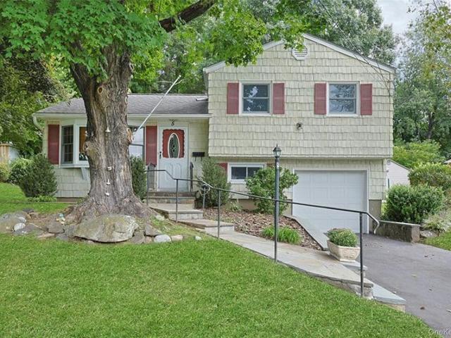 House for sale in Montrose, Town of Cortlandt