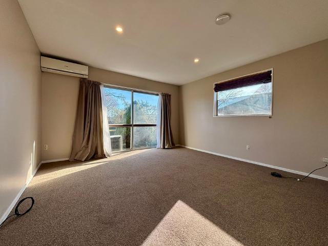 House for rent in Chaslands, Canterbury