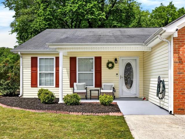 Townhouse for sale in Rossville, Georgia