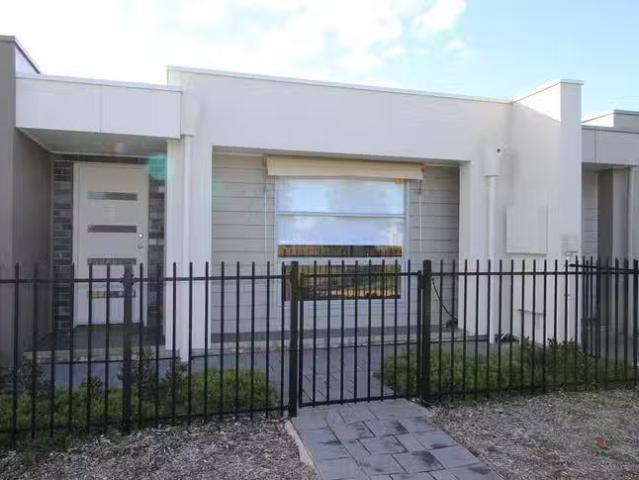 House for rent in Woodcroft, New South Wales