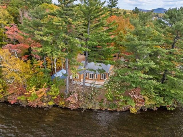 House for sale in Peru, Oxford County