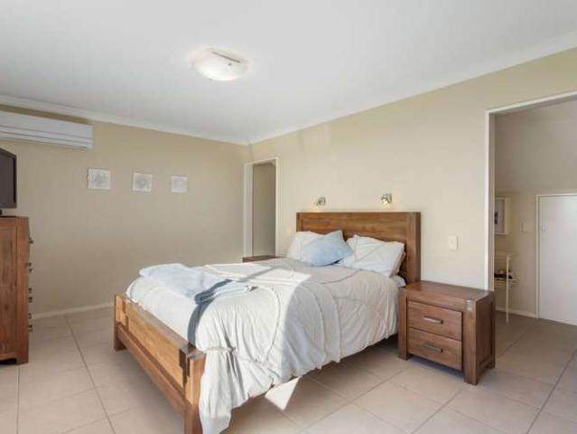 House for sale in Chaslands, Canterbury