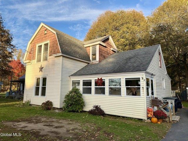 House for sale in Village of Greenwich, Town of Greenwich