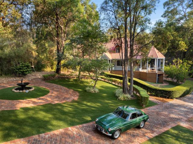House for sale in Roleystone, Western Australia