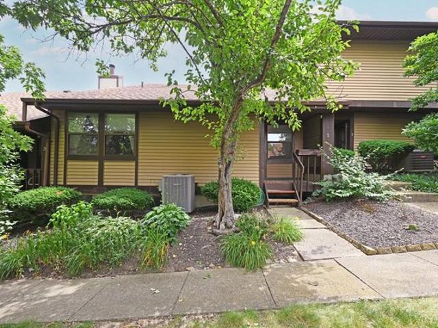 Condo for sale in Fairfield, Ohio