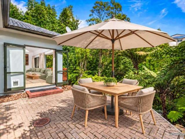 House for sale in Unsworth Heights, Upper Harbour
