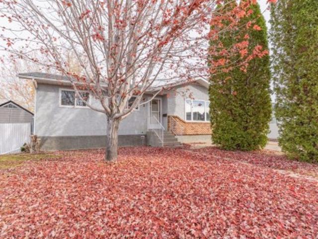 House for sale in Medicine Hat