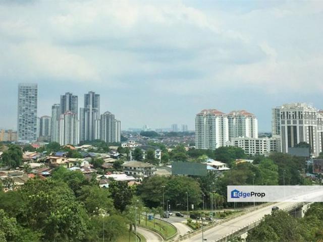 Shop for sale in Petaling, Damansara Damai