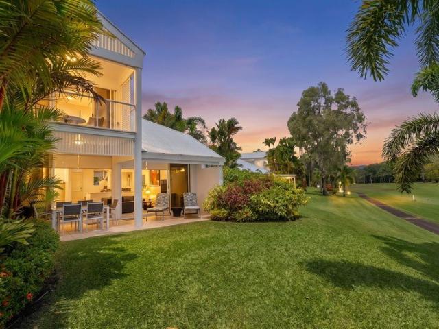 Villa for sale in Port Douglas, Queensland