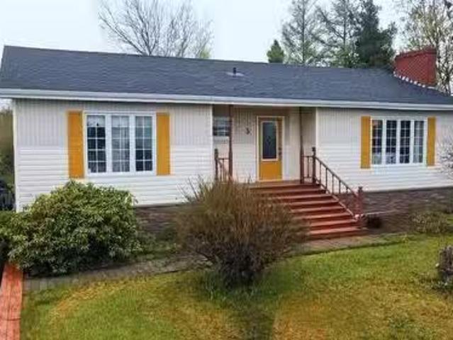 House for sale in Glovertown, Newfoundland And Labrador