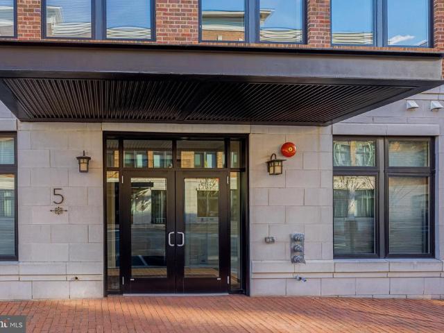 Condo for sale in Virginia