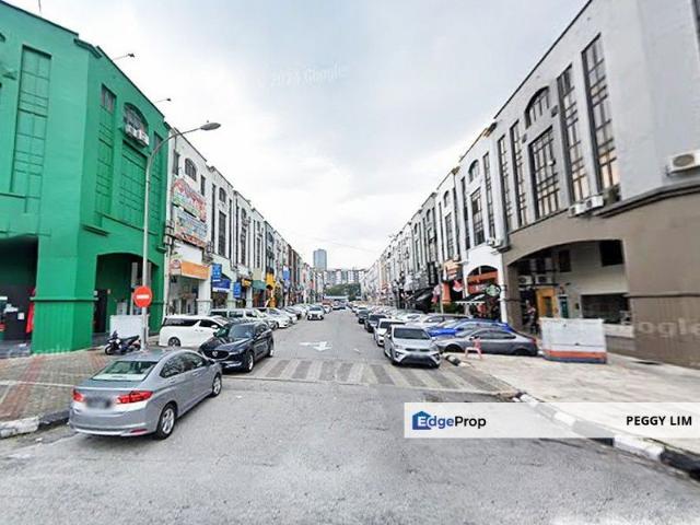 Shop for rent in Country Heights Damansara, Kuala Lumpur