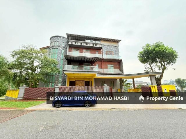 Bungalow for sale in Petaling, Subang Jaya