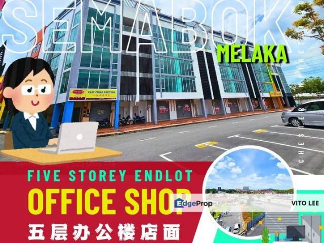 Shop for sale in Malaka